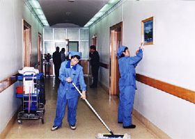 駐場日常保潔服務(wù) 助力廣州越秀區(qū)大廈打造高效互聯(lián)網(wǎng)信息服務(wù)環(huán)境